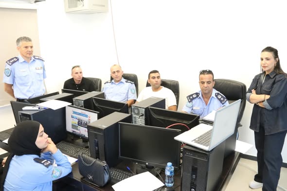 برنامج تدريبي في الذكاء الاصطناعي لإدارة الشرطة المجتمعية والإعلام